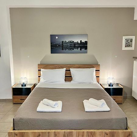 Lia'S Luxury Apartment - Near Airport Koropi Esterno foto