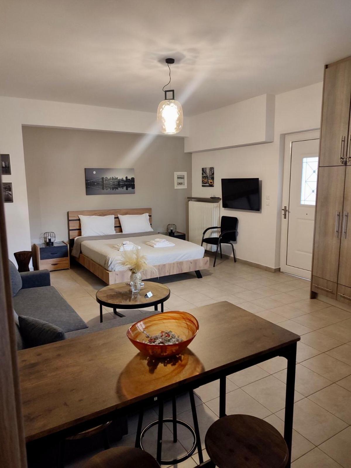 Lia'S Luxury Apartment - Near Airport Koropi Esterno foto